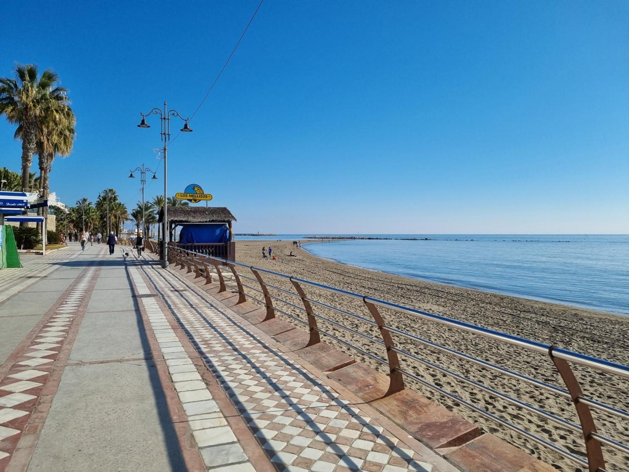 Benalmadena Costa One Bedroom Apartment, Close To The Beach Экстерьер фото